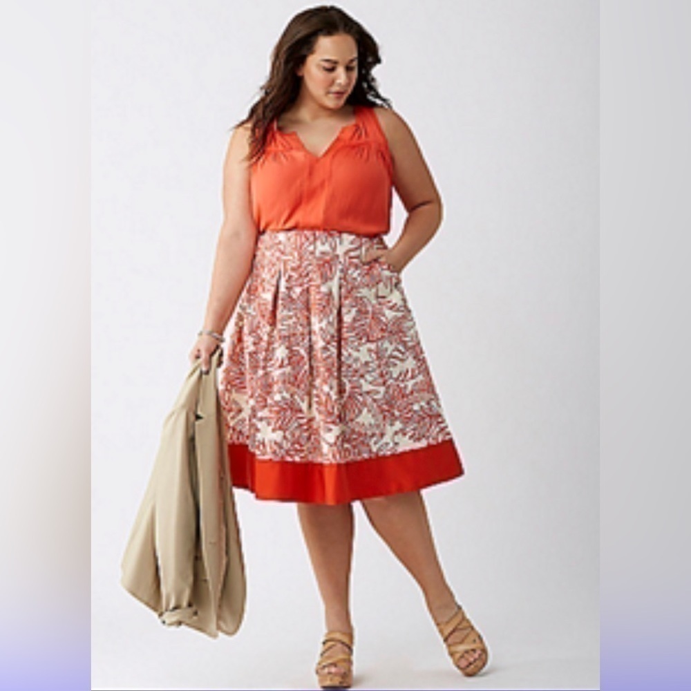 PLUS size Lane Bryant Red & White Pleated Flare Floral Skirt Linen - Picture 2 of 16